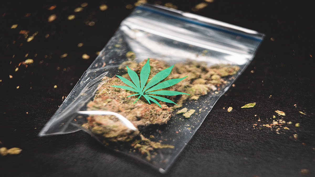 Image of a Dub of Weed inside a Ziplock